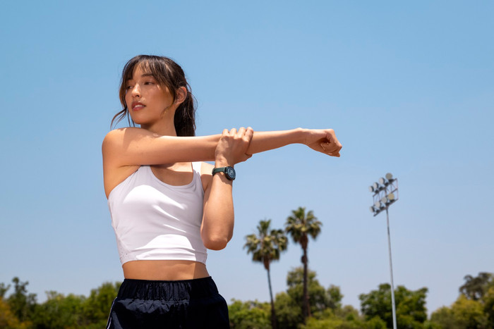 Garmin Lily 2 Active Green product in use