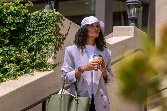 Garmin Lily 2 Active Green product in use