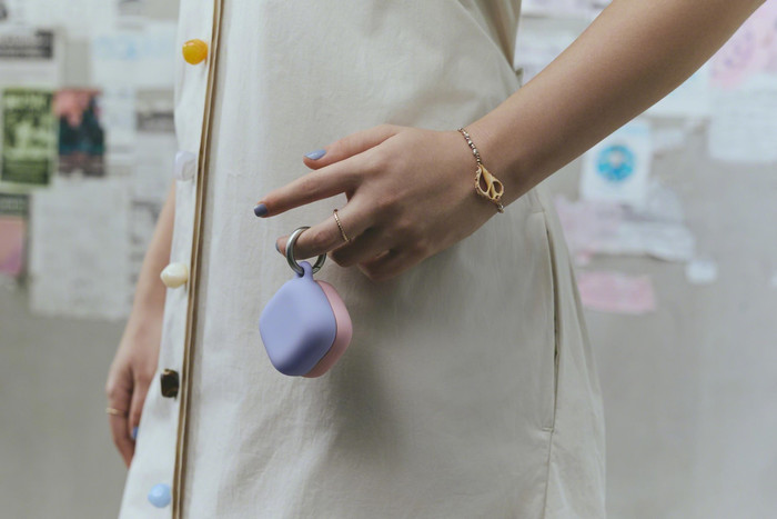 Sony Linkbuds Fit Case Cover Rosa produkt in gebrauch