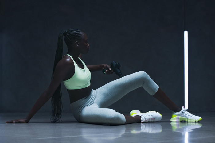 Hyperice Hypervolt Go 2 White product in use