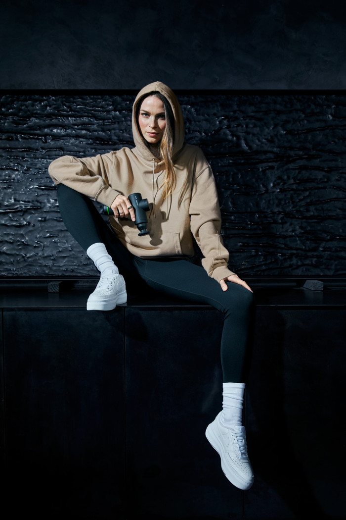 Hyperice Hypervolt Go 2 White product in use