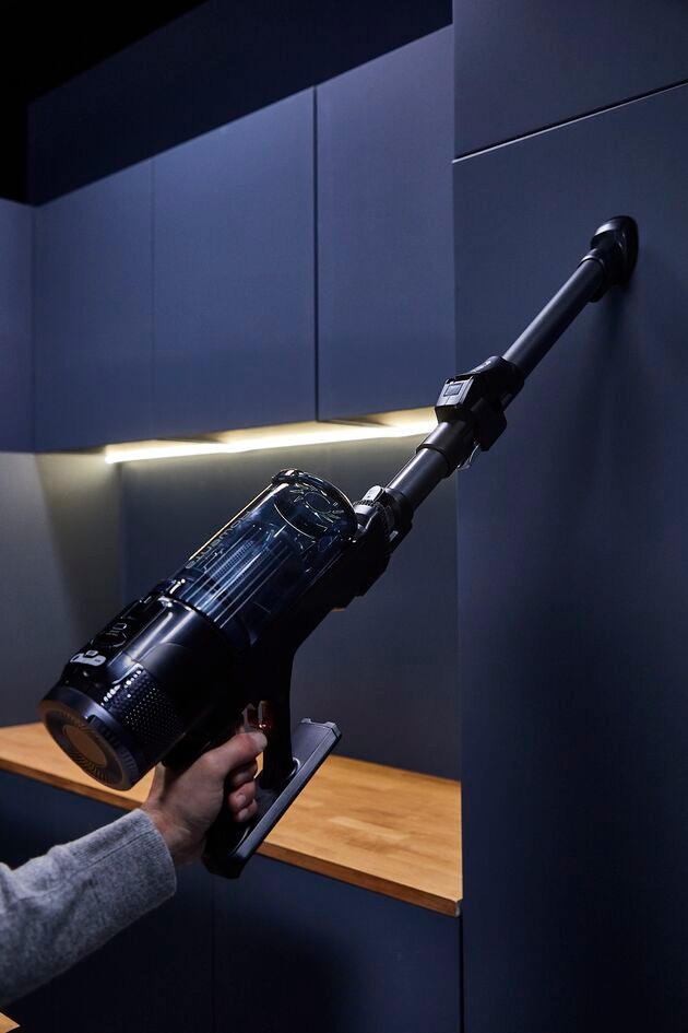 Rowenta X-Force Flex 12.60 Neo Aqua RH9LC1 produkt in gebrauch