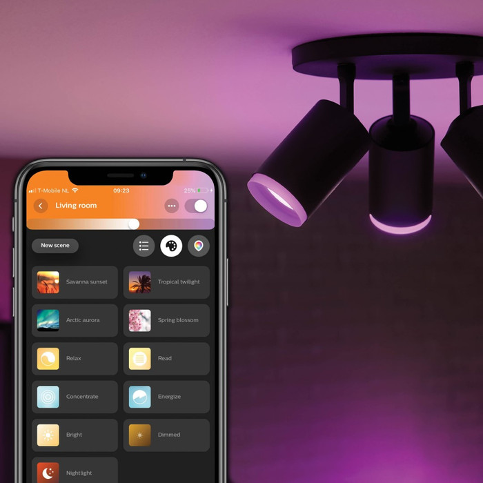 Philips Hue Fugato Aufbauspot White & Color - Schwarz - 3 Spots produkt in gebrauch