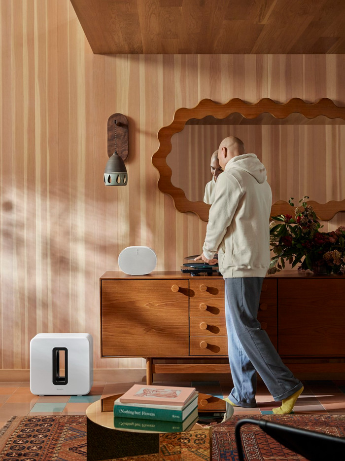 Sonos Sub 4 Weiß produkt in gebrauch