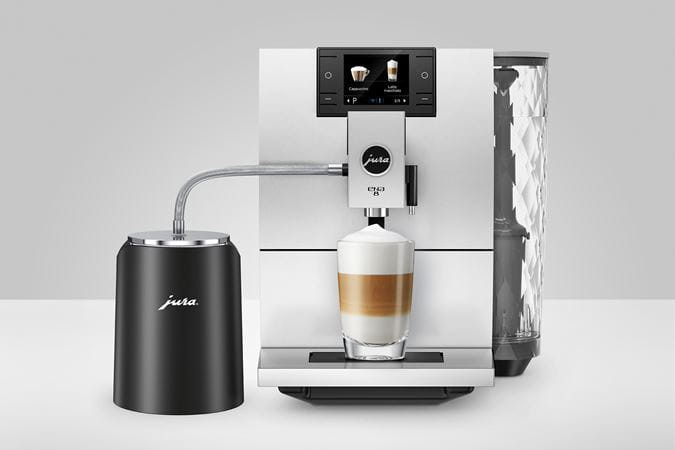 JURA Glacette Black product in use