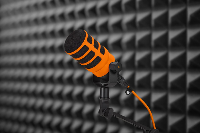 RØDE WS14 Orange product in use