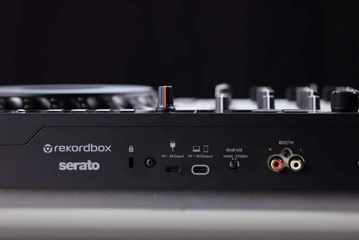 AlphaTheta DDJ-GRV6 DJ Set detail