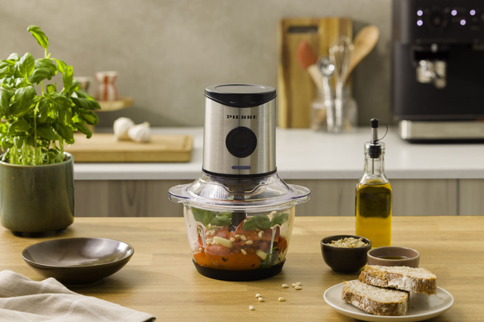 Pierre Food Chopper PFC7000 product in use