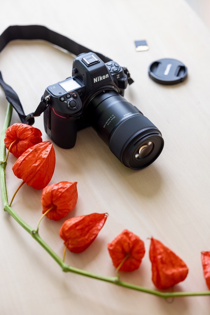 Tamron 90mm f/2.8 Di III Macro VXD Nikon Z product in use