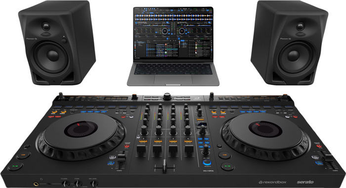 AlphaTheta DDJ-GRV6 DJ Set product in use