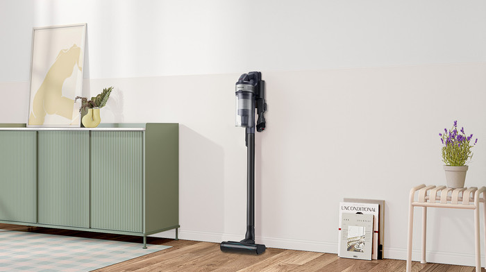 Samsung Jet 75E Turbo product in use