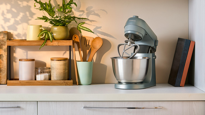 Kenwood Go KZM35GY Sturmblau produkt in gebrauch