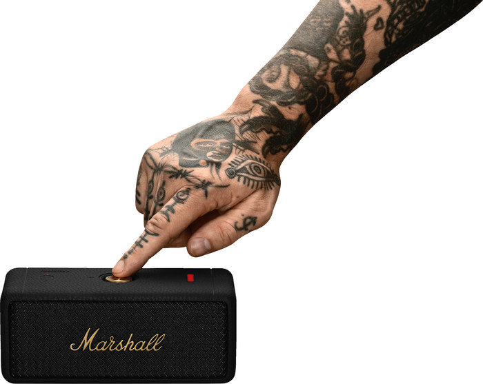 Marshall Emberton II BT Black & Brass produkt in gebrauch