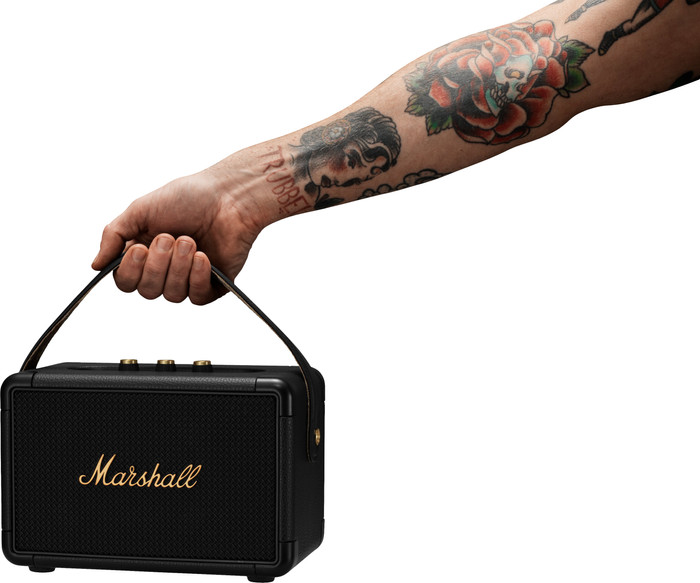Marshall Kilburn II BT Black & Brass produkt in gebrauch