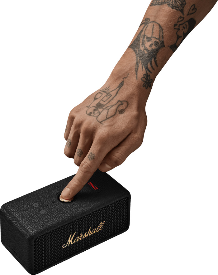 Marshall Emberton III BT Black & Brass produkt in gebrauch