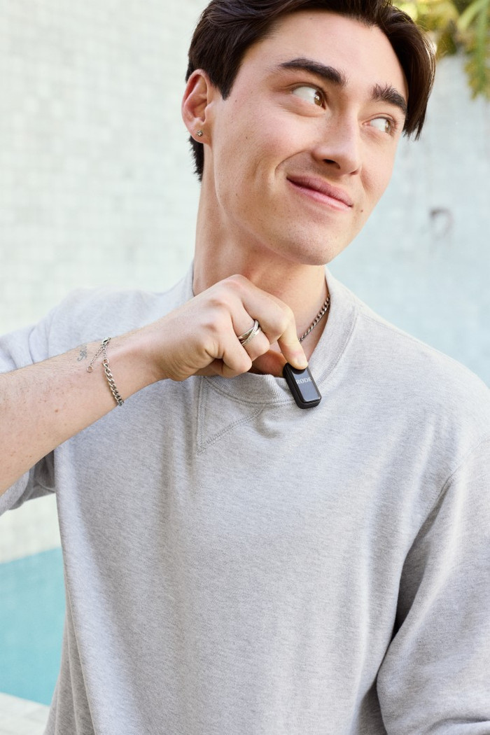 Rode Wireless Micro Schwarz Lightning produkt in gebrauch