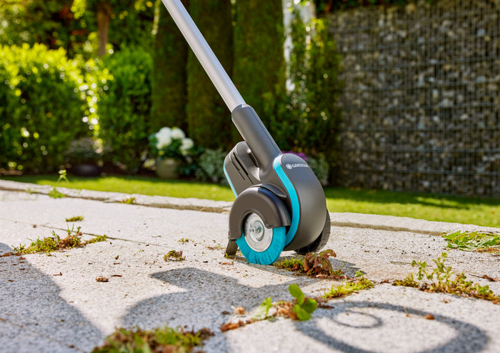 Gardena EasyWeed 1800/18V P4A Solo (ohne Akku) produkt in gebrauch