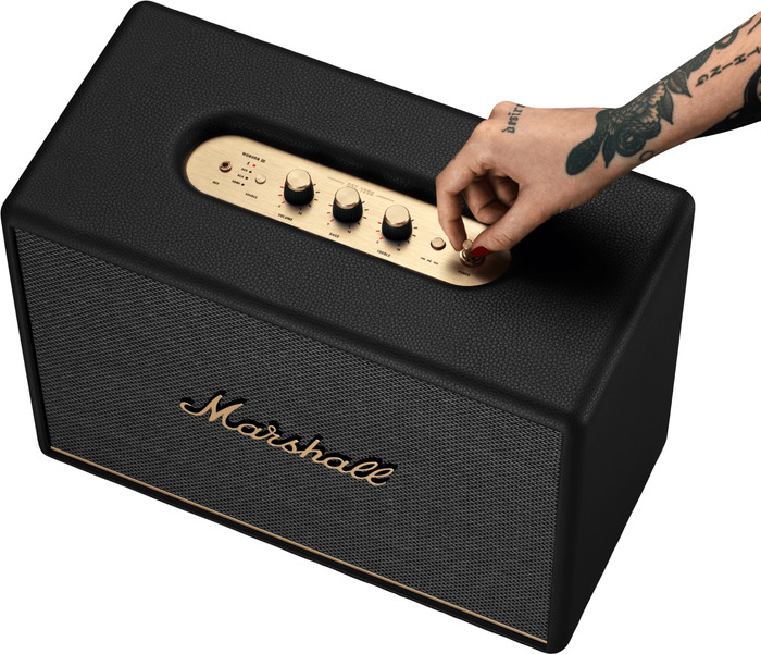Marshall Woburn III BT Black product in use