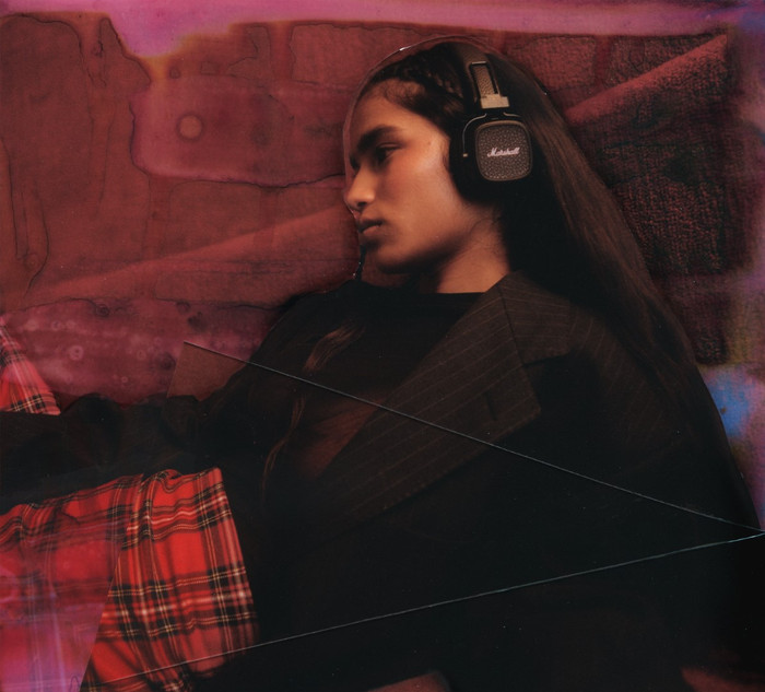 Marshall Major V Schwarz produkt in gebrauch