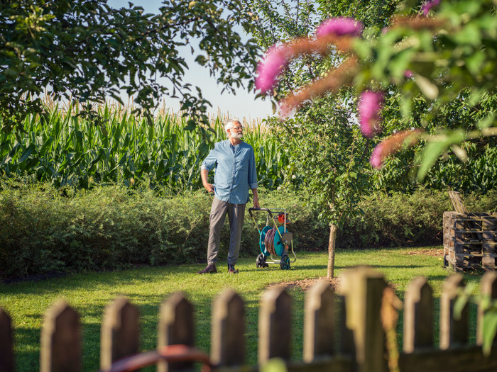 Gardena Comfort FLEX 1/2 30 m CleverRoll M Easy Premium Brauseset produkt in gebrauch