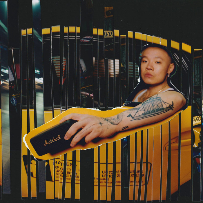 Marshall Emberton III BT Green product in use