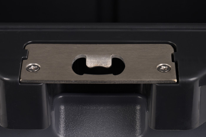 Igloo Trailmate 52 QT Carbonite Roller Kühlbox detail