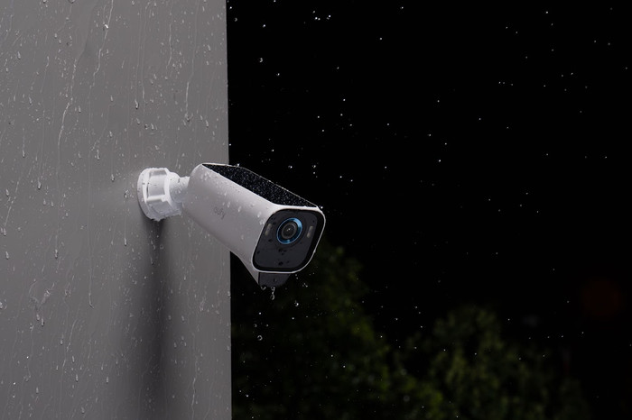 eufyCam S3 Pro 3er-Pack + Smart Display E10 produkt in gebrauch