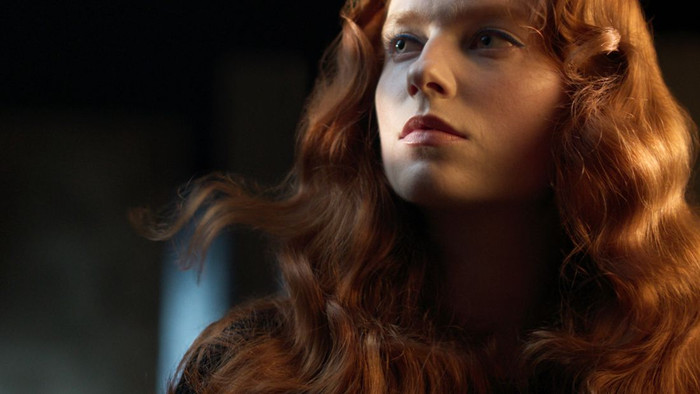 Dyson Airwrap i.d. Curly + Coily Samtrot/Gold visueller lieferant