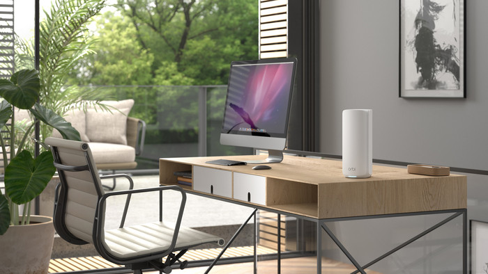 Netgear Orbi RBE870 Weiß Erweiterung produkt in gebrauch