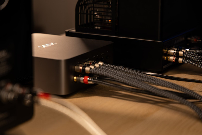 WiiM Ultra Silber produkt in gebrauch