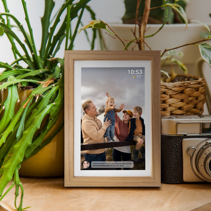 Denver PFF-1042 Light Wood product in use