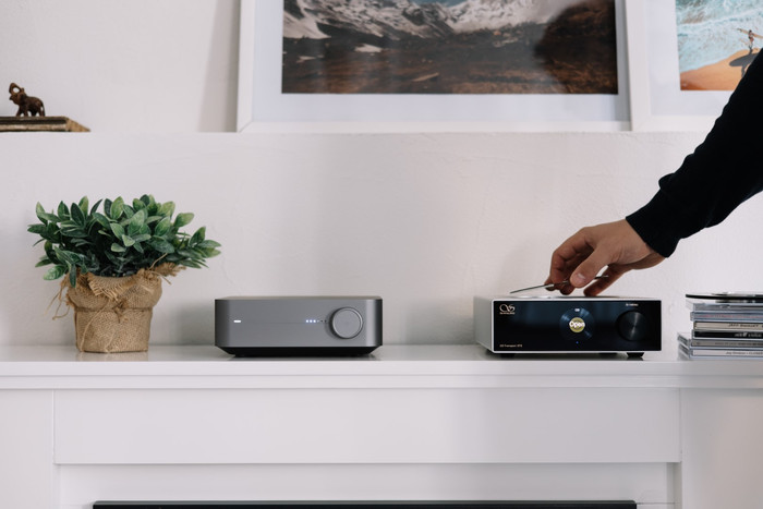 WiiM Amp Pro Gray product in use