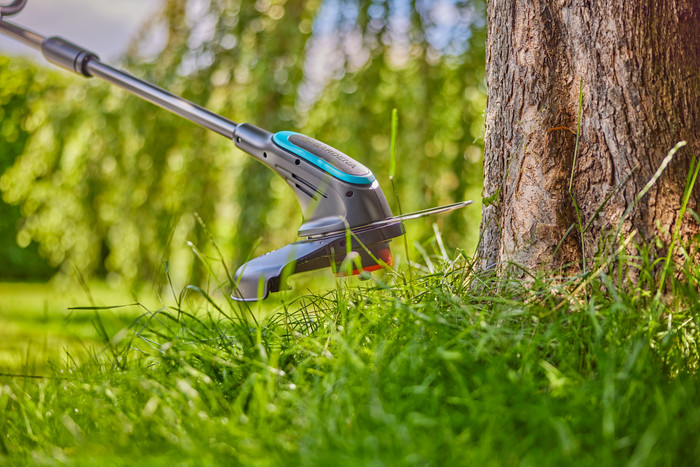 Gardena PowerTrim 30/18V P4A Solo (ohne Akku) produkt in gebrauch