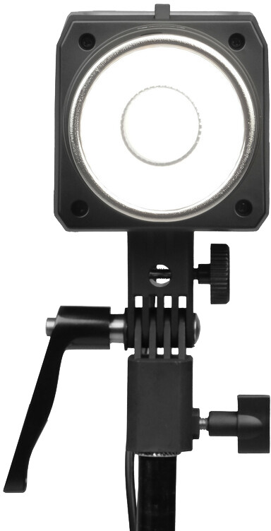 Nanlite FC-60B LED Bi-Color Spot Light vorne