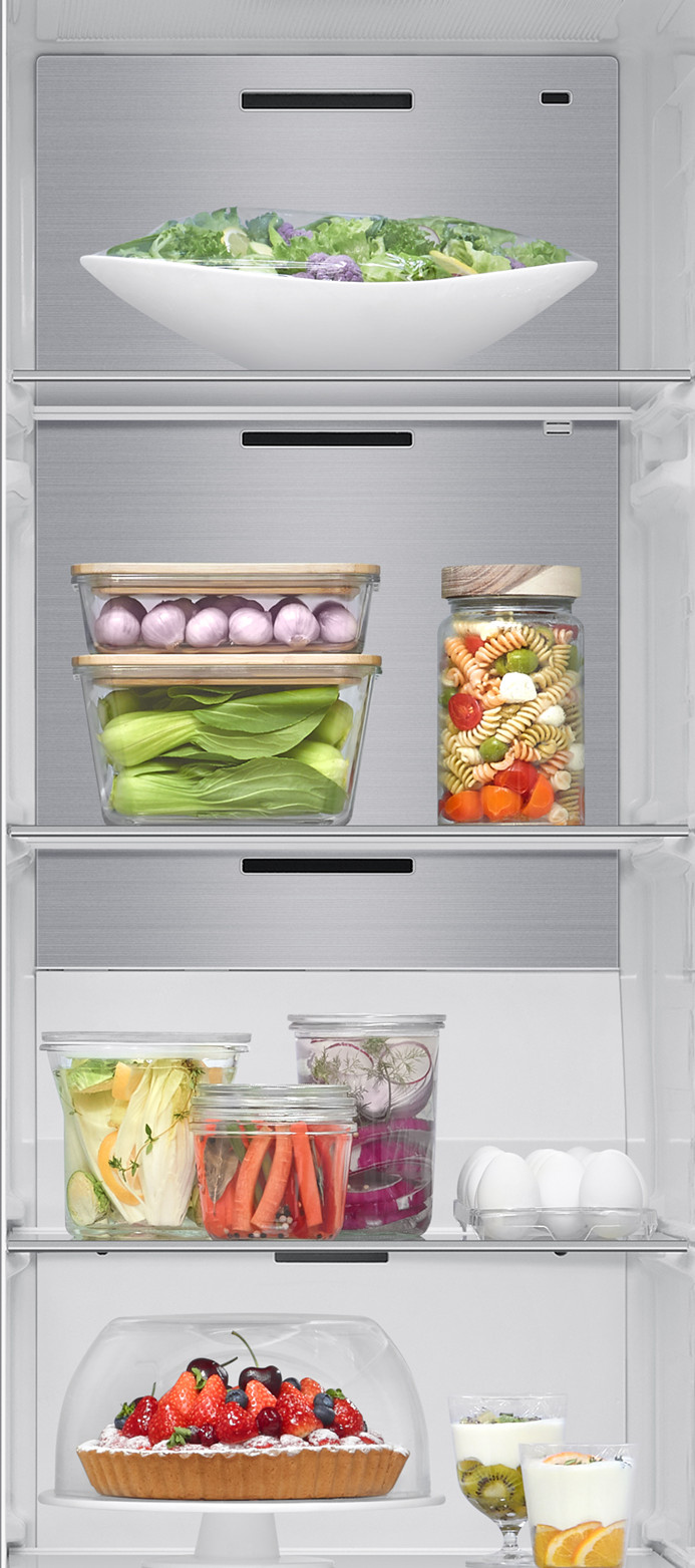 Samsung RS70F66KBFEF innen