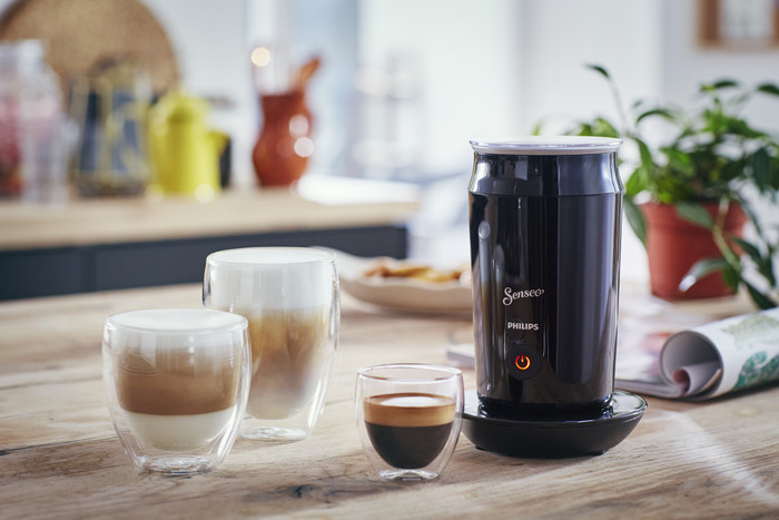 Philips Senseo Milk Twister Milchaufschäumer produkt in gebrauch