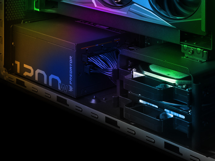 Acer Predator Orion 7000 660 IU7K65802 product in use