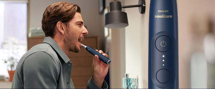 Philips Sonicare 6100 Series HX7403/05 produkt in gebrauch