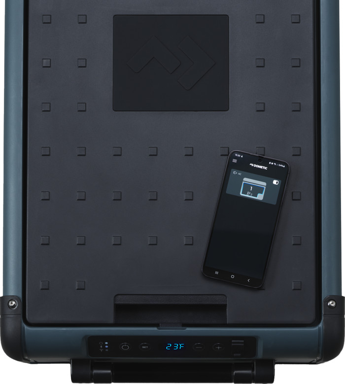 Dometic CFX2 45 detail