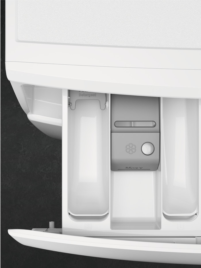 AEG LR7GA70490 ProSteam + AEG TR8T70680 detail