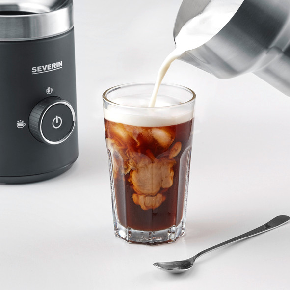 SEVERIN SM 3585 product in use