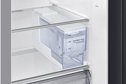 Samsung RS70F67KCFEF detail