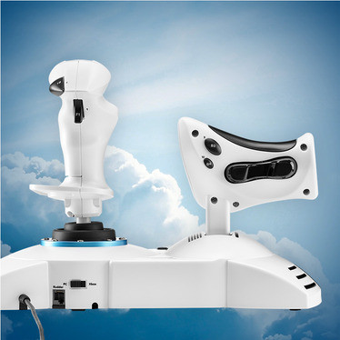 Thrustmaster T-Flight Hotas One MSFS Edition produkt in gebrauch