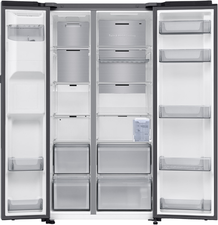 Samsung RS80F67KCTEF inside