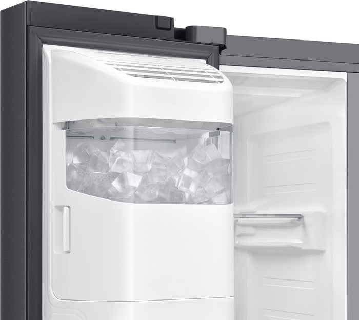 Samsung RS70F67KCFEF detail