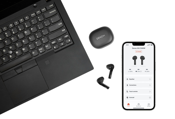 Denon AH-C500W Schwarz produkt in gebrauch