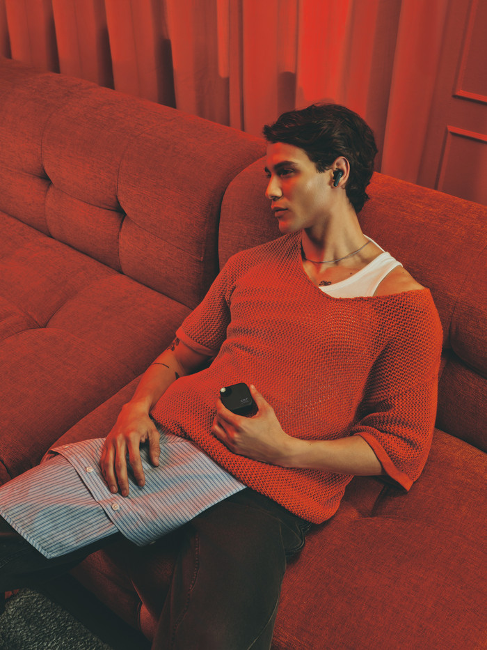 Nothing CMF Buds 2 Grau produkt in gebrauch