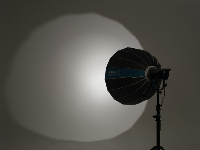 Nanlite Rapid Parabolic Softbox 90 cm produkt in gebrauch