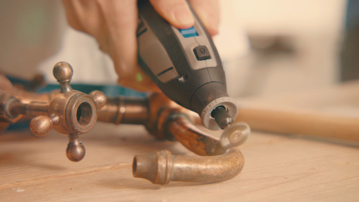 Dremel 8240 - 5 12 V produkt in gebrauch