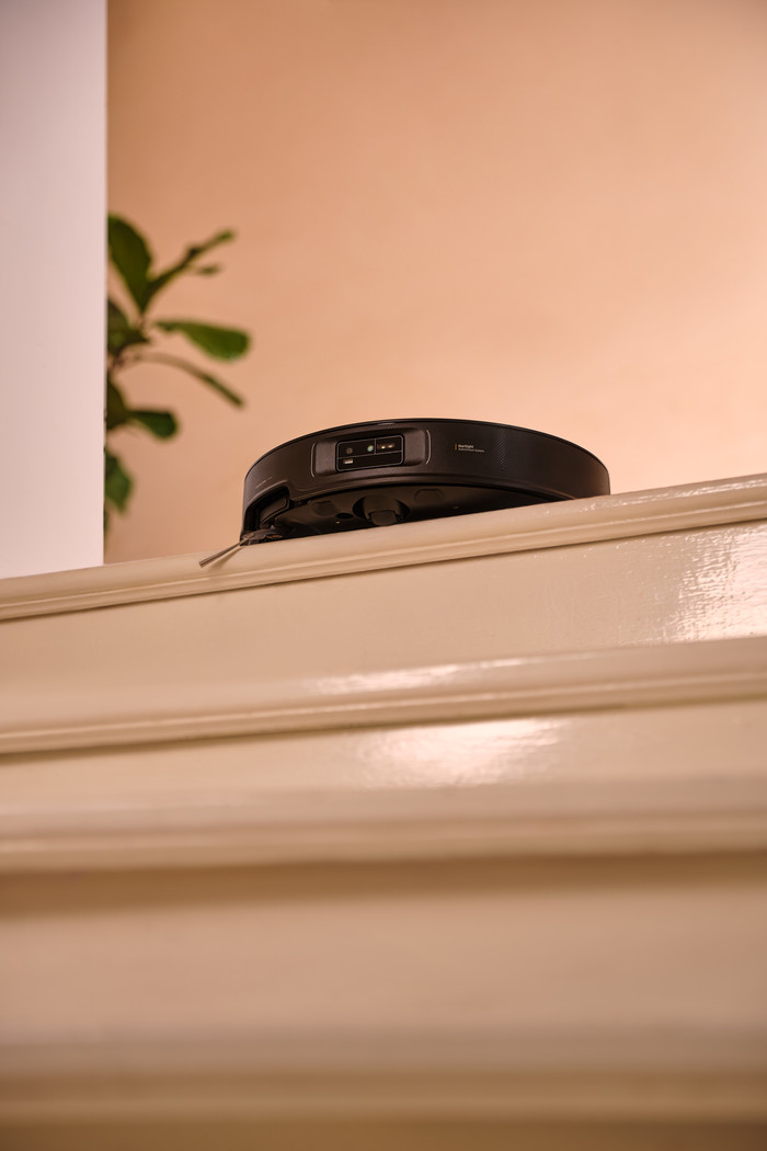 Roborock Saros Z70 R&D Black visueller lieferant